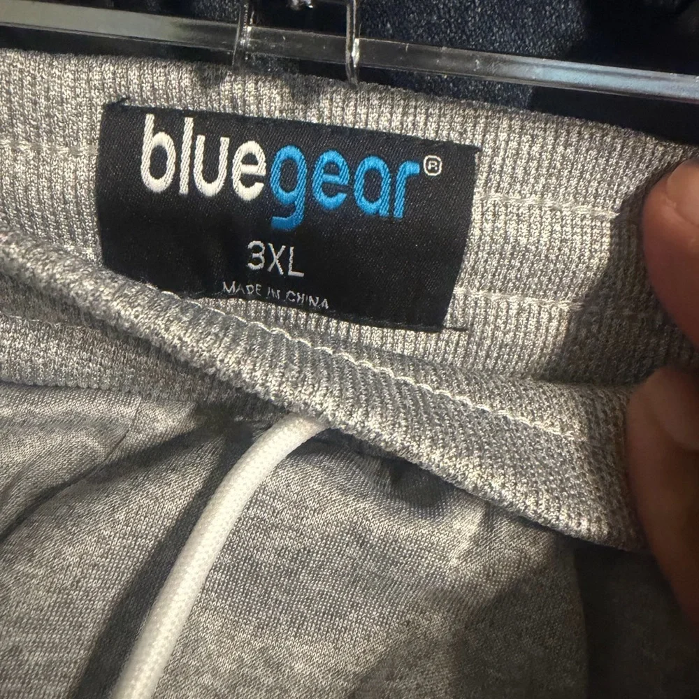 Men's Gray Athletic Drawstring Shorts with Subtle Lettering - Picture 4 of 4